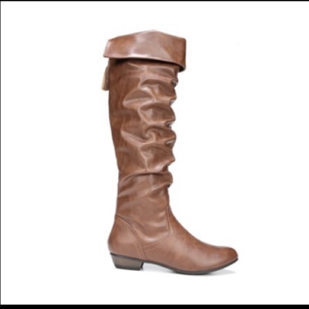 Famous Footwear “Fergalicious“ Boots